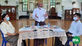 thaton-uec-resign-622.jpg