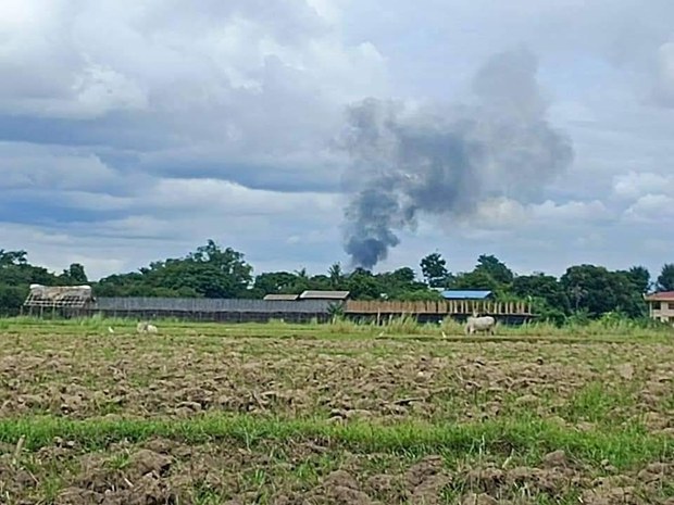 မုံရွာ နဂါးတွင်းရွာ လက်နက်ကြီးနဲ့ အပစ်ခံရလို့ သုံးဦး သေဆုံးပြီး ၁၂ ဦးခန့် အဖမ်းခံရ