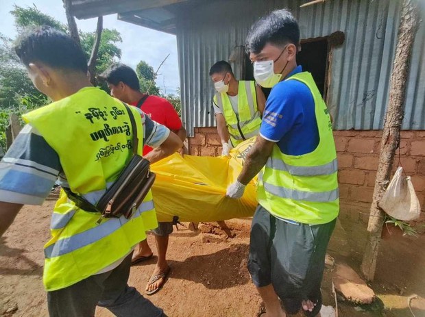 လက်နက်ကြီးထိတာကြောင့် ကျောက်မဲက အရပ်သား တစ်ဦးသေဆုံး၊ သုံးဦးဒဏ်ရာရ လက်နက်ကြီးထိတာကြောင့် ကျောက်မဲက အရပ်သား တစ်ဦးသေဆုံး၊ သုံးဦးဒဏ်ရာရ