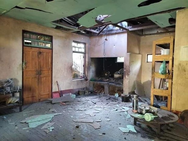 ကော့ကရိတ်မှာ တိုက်ပွဲပြင်းထန်ပြီး အရပ်သား နှစ်ဦး သေဆုံး ကော့ကရိတ်မှာ တိုက်ပွဲပြင်းထန်ပြီး အရပ်သား နှစ်ဦး သေဆုံး