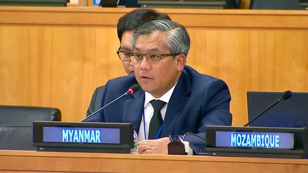 မြန်မာအမျိုးသမီးတွေ အကာအကွယ်ရဖို့ ကုလမှာ ဦးကျော်မိုးထွန်း တင်ပြ မြန်မာအမျိုးသမီးတွေ အကာအကွယ်ရဖို့ ကုလမှာ ဦးကျော်မိုးထွန်း တင်ပြ