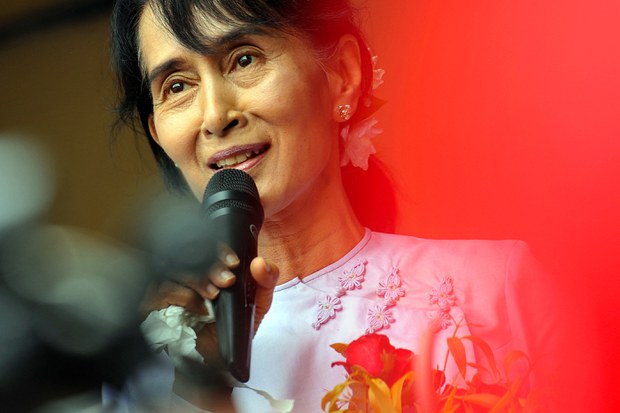 ဒေါ်အောင်ဆန်းစုကြည်ကို ထပ်တိုးပြစ်ဒဏ်ချမှတ်မှု အမေရိကန် အောက်လွှတ်တော်နိုင်ငံခြားရေးကော်မတီ ရှုတ်ချ
