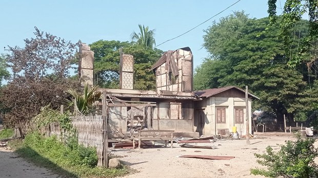 ဝက်လက်မှာ စစ်ရဟတ်ယာဉ်နဲ့ ပစ်ခတ်မှုကြောင့် တစ်ဦးသေဆုံး ဝက်လက်မှာ စစ်ရဟတ်ယာဉ်နဲ့ ပစ်ခတ်မှုကြောင့် တစ်ဦးသေဆုံး