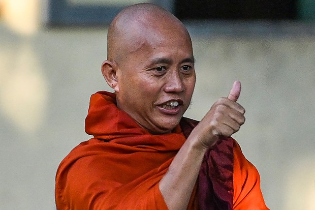 မြို့တွေအသိမ်းခံရမှု စစ်ကောင်စီခေါင်းဆောင်ကို ဦးဝီရသူ ဝေဖန် မြို့တွေအသိမ်းခံရမှု စစ်ကောင်စီခေါင်းဆောင်ကို ဦးဝီရသူ ဝေဖန်