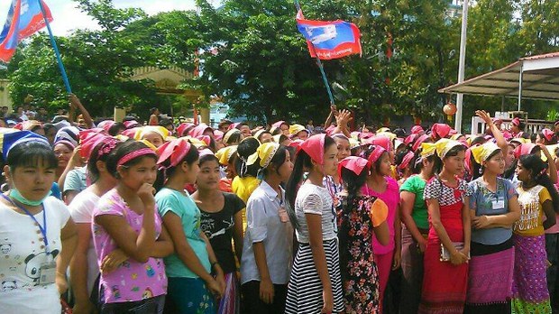 fuywan-workers-protest-622.jpg