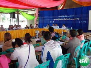 kayan-youth-dscussion-305.jpg kayan-youth-dscussion-305.jpg