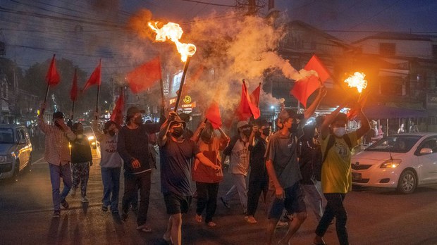 ရန်ကုန်အခြေစိုက် နိုင်ငံရေးလှုပ်ရှားသူ နှစ်ဦး ဖမ်းဆီးခံရ ရန်ကုန်အခြေစိုက် နိုင်ငံရေးလှုပ်ရှားသူ နှစ်ဦး ဖမ်းဆီးခံရ