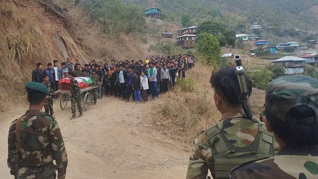 ချင်းနဲ့ ကယားဒေသတိုက်ပွဲ ကာကွယ်ရေးတပ်ဖွဲ့ဝင် ၁၅ ဦးသေဆုံး ချင်းနဲ့ ကယားဒေသတိုက်ပွဲ ကာကွယ်ရေးတပ်ဖွဲ့ဝင် ၁၅ ဦးသေဆုံး