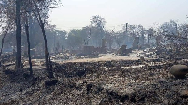 စစ်ကိုင်းတိုင်းမှာ သုံးရက်အတွင်း ရွာငါးရွာက အိမ် ၅၀၀ ကျော် မီးရှို့ခံရ စစ်ကိုင်းတိုင်းမှာ သုံးရက်အတွင်း ရွာငါးရွာက အိမ် ၅၀၀ ကျော် မီးရှို့ခံရ