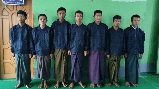 rakhine-fireman-622 rakhine-fireman-622