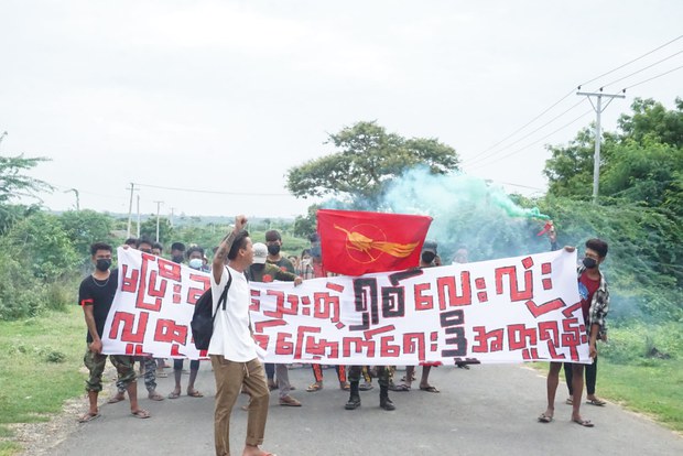 ရှစ်လေးလုံးနဲ့ နွေဦးတော်လှန်ရေး အခြေခံတူကြောင်း သုံးသပ်သူတွေပြော ရှစ်လေးလုံးနဲ့ နွေဦးတော်လှန်ရေး အခြေခံတူကြောင်း သုံးသပ်သူတွေပြော