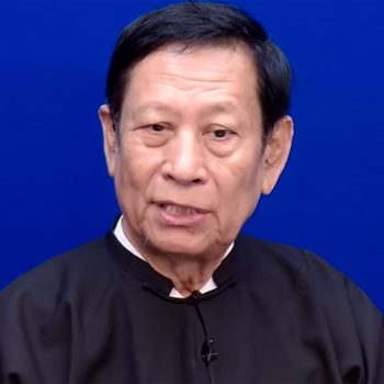 တရားလွှတ်တော်ရှေ့နေ ဦးကြီးမြင့်