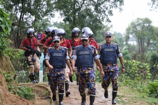 ရိုဟင်ဂျာခေါင်းဆောင်တွေ ARSA အဖွဲ့ရဲ့ ခြိမ်းခြောက်မှု ခံနေရ ရိုဟင်ဂျာခေါင်းဆောင်တွေ ARSA အဖွဲ့ရဲ့ ခြိမ်းခြောက်မှု ခံနေရ