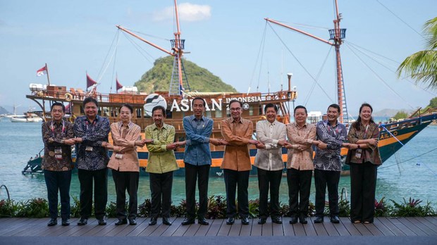 မြန်မာ့အရေး အာဆီယံဘုံသဘောတူညီချက် ငါးချက် စွန့်လွှတ်သင့်ပြီလား မြန်မာ့အရေး အာဆီယံဘုံသဘောတူညီချက် ငါးချက် စွန့်လွှတ်သင့်ပြီလား