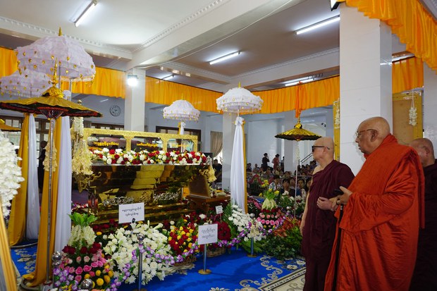 ဝင်းနိမ္မိတာရုံဆရာတော် ပစ်ခတ်ခံရမှု စစ်ကောင်စီအရေးယူမဲ့အပေါ် သံဃာတော်တွေ ဝေဖန် ဝင်းနိမ္မိတာရုံဆရာတော် ပစ်ခတ်ခံရမှု စစ်ကောင်စီအရေးယူမဲ့အပေါ် သံဃာတော်တွေ ဝေဖန်