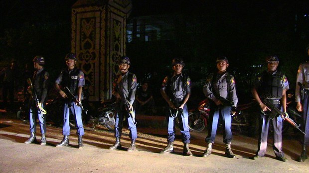 police-sittwe.jpg police-sittwe.jpg