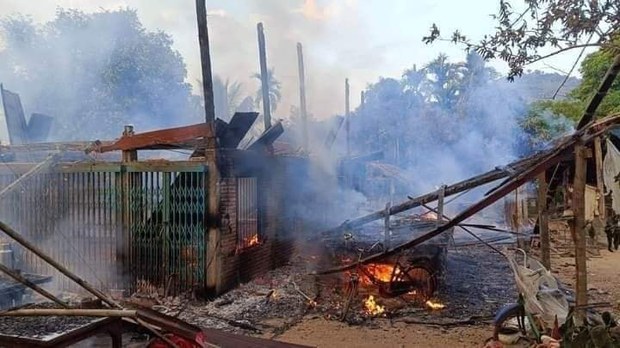 burned-hinchotaw-village.jpg burned-hinchotaw-village.jpg