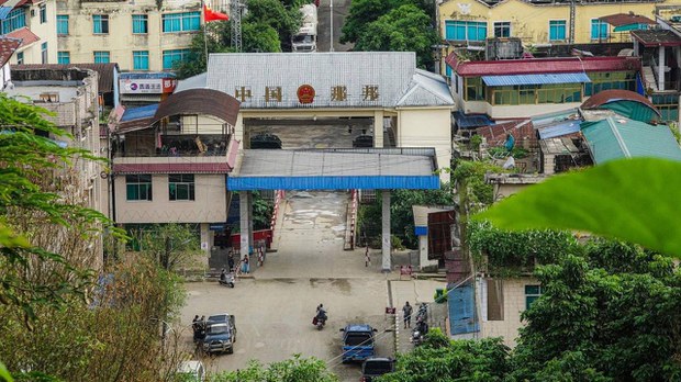 KIA ထိန်းချုပ်နယ်မြေက နယ်စပ်ဂိတ်တွေကို တရုတ်ပိတ်ထား