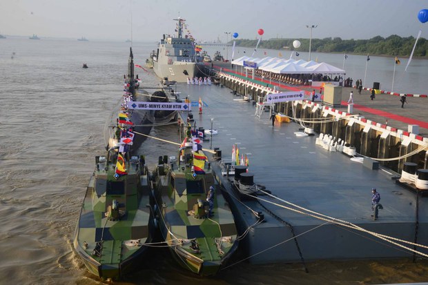 မြန်မာစစ်တပ် တရုတ်ရဲ့ တပတ်ရစ် ရေငုပ်သင်္ဘောကို ဝယ်ယူ မြန်မာစစ်တပ် တရုတ်ရဲ့ တပတ်ရစ် ရေငုပ်သင်္ဘောကို ဝယ်ယူ