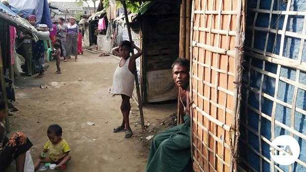 စစ်တွေက ရိုဟင်ဂျာဒုက္ခသည် တစ်သိန်းကျော် စားဝတ်နေရေးခက်ခဲနေ