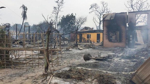 hlawkar-village-burn.jpeg hlawkar-village-burn.jpeg
