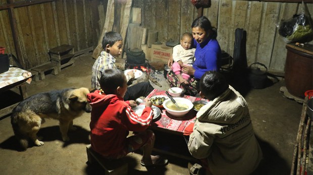 kachin1.jpg kachin1.jpg