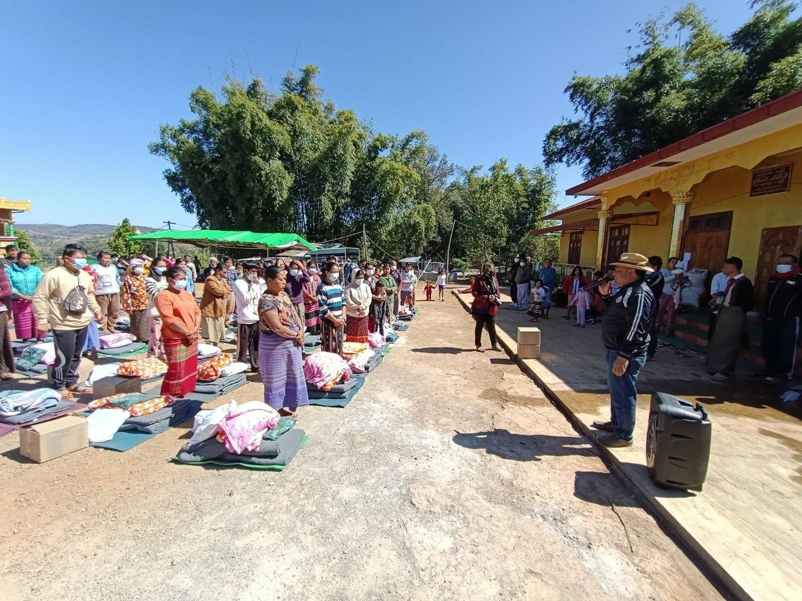 (ကယားစစ်ဘေးဒုက္ခသည်တွေကို ရှမ်းပြည်တောင်ပိုင်း နောင်တရားမြို့နယ်မှာ ဇန်နဝါရီလ ၃၀ ရက်က တွေ့ရစဉ်) Photo: Khu San Oo