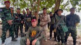 ဆင်ဖြူစစ်ကြောင်းခေါင်းဆောင်နဲ့ တပ်ဖွဲ့ဝင်တွေရဲ့ နေ့စဉ်ဘဝ