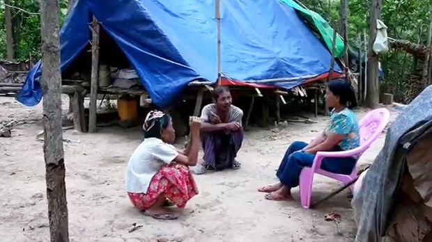 karenni-refugees.jpg karenni-refugees.jpg