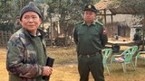 ဘေ့စ်ဂီတသမားကနေ လက်နက်ကိုင်လမ်းစဉ်ရွေးချယ်ခဲ့သူ ကေအိုင်အေ စစ်ဦးစီးချုပ်