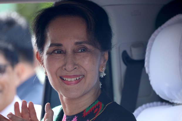 ဒေါ်အောင်ဆန်းစုကြည် ထောင်ထဲက ရေးတဲ့စာ ဒေါ်အောင်ဆန်းစုကြည် ထောင်ထဲက ရေးတဲ့စာ