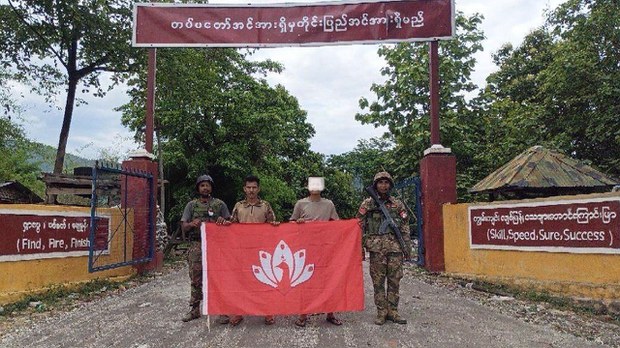 မတ္တရာက တပ်စခန်း သုံးဆယ်နီးပါးကို မန္တလေး PDF သိမ်းပြီးနောက် တိုက်ပွဲပြင်းထန်နေ မတ္တရာက တပ်စခန်း သုံးဆယ်နီးပါးကို မန္တလေး PDF သိမ်းပြီးနောက် တိုက်ပွဲပြင်းထန်နေ