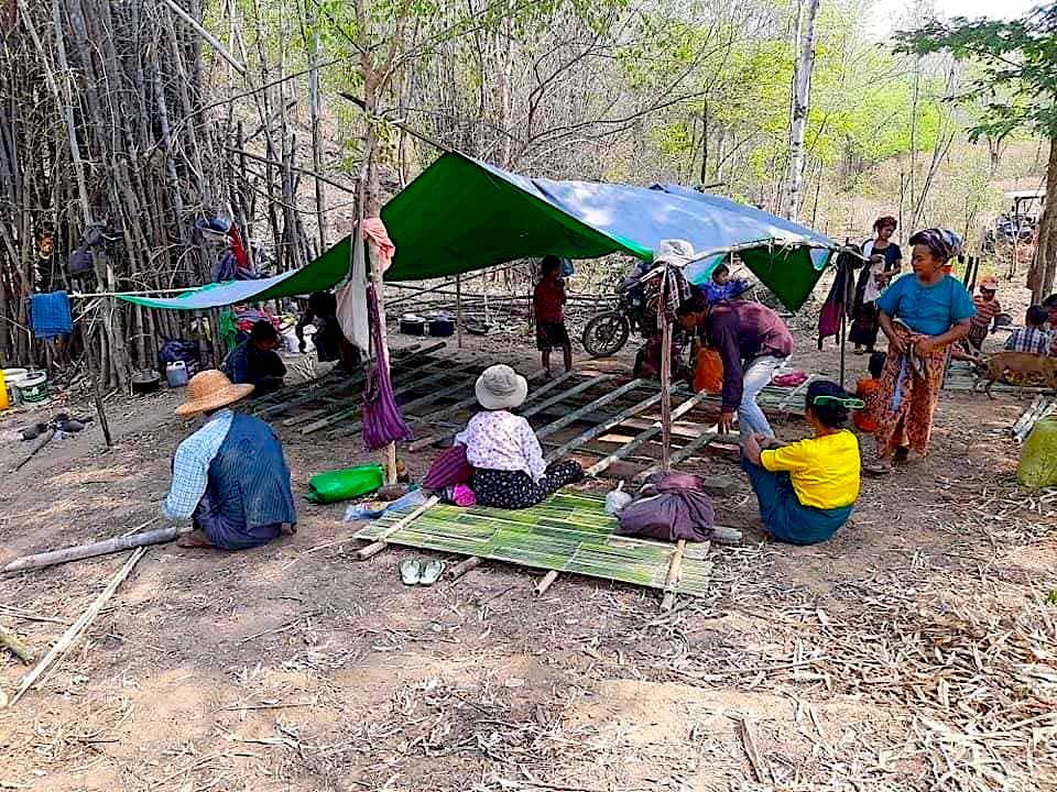 magwe-refugees.jpg