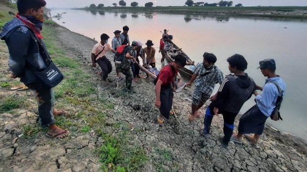 စစ်ကောင်စီတပ်ရဲ့အစုပြုံလိုက်သတ်ဖြတ်မှုတွေကို အရေးယူနိုင်ဖို့ NUG ကြိုးစားနေ စစ်ကောင်စီတပ်ရဲ့အစုပြုံလိုက်သတ်ဖြတ်မှုတွေကို အရေးယူနိုင်ဖို့ NUG ကြိုးစားနေ