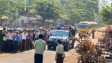 စစ်မှုမထမ်းလိုတဲ့ လူငယ်တွေကို မဲဆောက်မှာ အခမဲ့ကူညီနေ