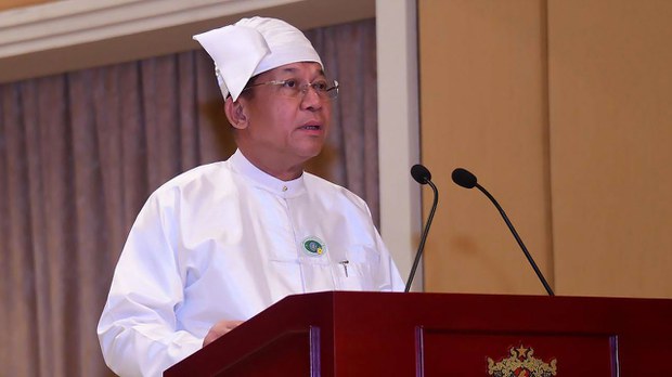 စစ်ခေါင်းဆောင် သူ့ကိုယ်သူ ဂုဏ်ထူးဆောင်ဘွဲ့ ချီးမြှင့် စစ်ခေါင်းဆောင် သူ့ကိုယ်သူ ဂုဏ်ထူးဆောင်ဘွဲ့ ချီးမြှင့်