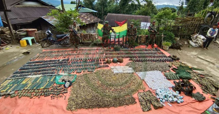 ရှမ်းပြည်နယ်မြောက်ပိုင်း၊ မန်တုံမြို့နယ်မှာရှိသည့် စစ်ကောင်စီ၏ ခိုမုန်းတပ်စခန်းအား တအာင်းတပ်မတော် (TNLA)မှ ၂၀၂၃ ခုနှစ် ဒီဇင်ဘာ ၇ ရက်နေ့က ဝင်ရောက် သိမ်းပိုက်ခဲ့စဉ်။ (Photo : TNLA)