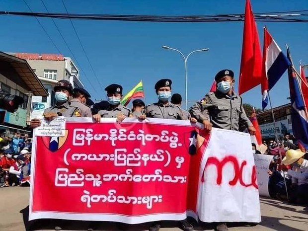 cdm-police.jpg cdm-police.jpg