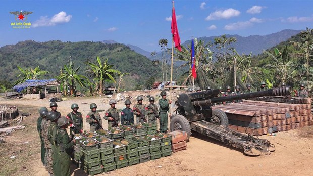 ပလက်ဝမြို့နယ်မှာ တိုက်ပွဲကြောင့် လူဦးရေထက်ဝက်ခန့် ထွက်ပြေးနေရ ပလက်ဝမြို့နယ်မှာ တိုက်ပွဲကြောင့် လူဦးရေထက်ဝက်ခန့် ထွက်ပြေးနေရ