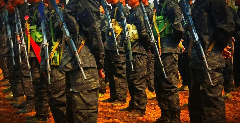 မတ္တရာမြို့နယ်မှ ပြည်သူ့ကာကွယ်ရေးတပ်ဖွဲ့ ဝင်များအား တွေ့ရစဉ်။ (ဓာတ်ပုံ - မတ္တရာမျိုးမှန်တပ်ဖွဲ့)