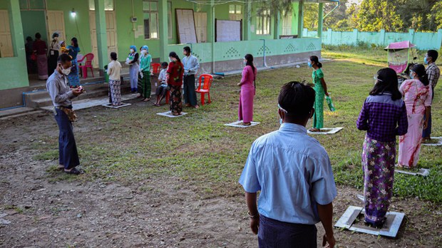 စစ်တပ်က PR စနစ်နဲ့ နိုင်ငံရေးမှာ ခြယ်လှယ်ခွင့်ရရေး ကြိုးပမ်းနေ စစ်တပ်က PR စနစ်နဲ့ နိုင်ငံရေးမှာ ခြယ်လှယ်ခွင့်ရရေး ကြိုးပမ်းနေ