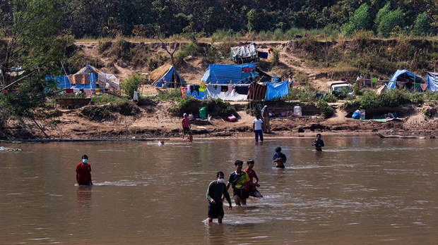 ဒုက္ခသည်ကူညီရေး စစ်ကောင်စီနဲ့ ထိုင်းအစိုးရ ပူးပေါင်းမယ့်အစီအစဉ် ဝေဖန်ခံရ ဒုက္ခသည်ကူညီရေး စစ်ကောင်စီနဲ့ ထိုင်းအစိုးရ ပူးပေါင်းမယ့်အစီအစဉ် ဝေဖန်ခံရ