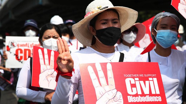 အလုပ်ပြန်ဝင်တဲ့ CDM ပညာရေးဝန်ထမ်းတွေ စောင့်ကြည့်ခံနေရ အလုပ်ပြန်ဝင်တဲ့ CDM ပညာရေးဝန်ထမ်းတွေ စောင့်ကြည့်ခံနေရ
