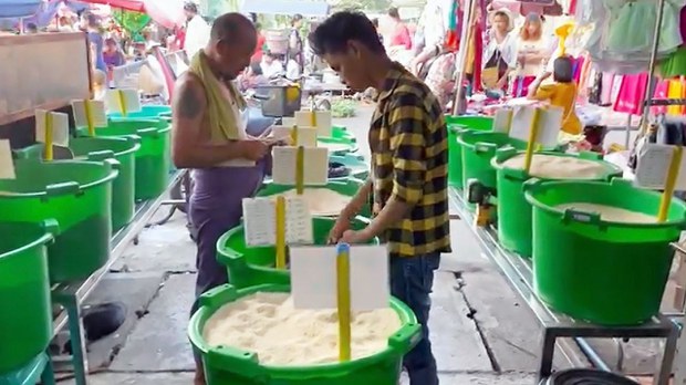 rice-shop.jpg rice-shop.jpg