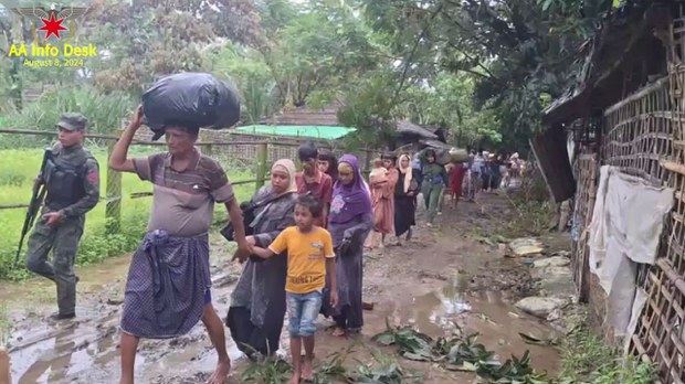 ရိုဟင်ဂျာ တစ်သောင်းကျော် ခေါ်ထုတ်ပြီးနောက် မောင်တောရပ်ကွက်အချို့ AA ထိန်းချုပ် ရိုဟင်ဂျာ တစ်သောင်းကျော် ခေါ်ထုတ်ပြီးနောက် မောင်တောရပ်ကွက်အချို့ AA ထိန်းချုပ်