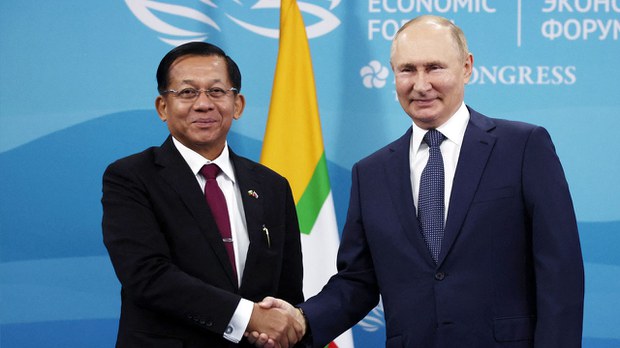 minaunghlaing-putin.jpg minaunghlaing-putin.jpg