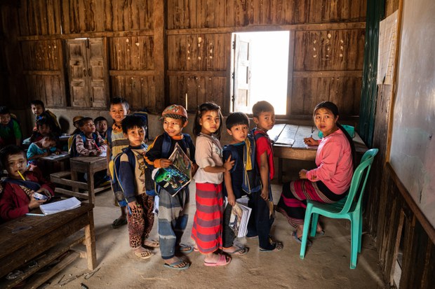 စာသင်ကျောင်းတွေကို စစ်ကောင်စီ လေကြောင်းတိုက်ခိုက်မှု ပိုတိုးလုပ်ဆောင်လာ စာသင်ကျောင်းတွေကို စစ်ကောင်စီ လေကြောင်းတိုက်ခိုက်မှု ပိုတိုးလုပ်ဆောင်လာ