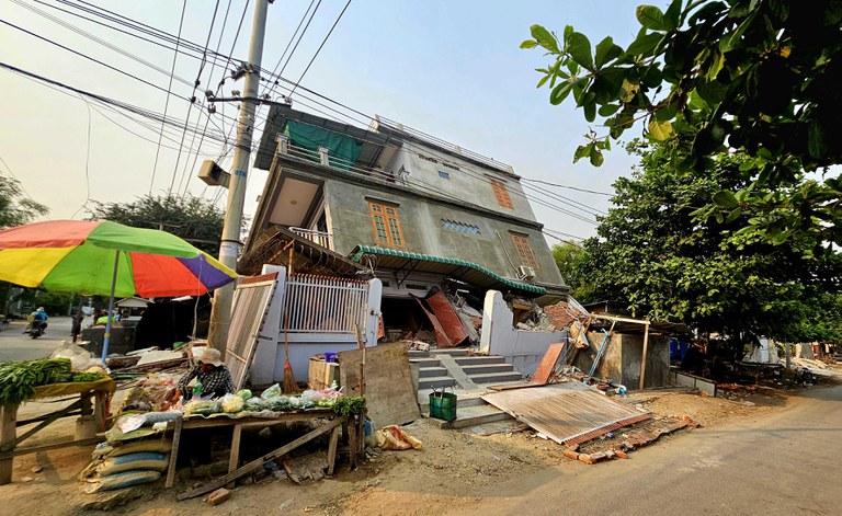 Sagaing_1 Sagaing_1.jpg