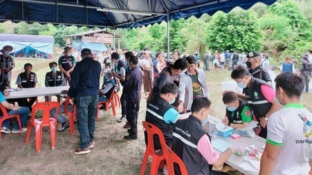 ကယားပြည်နယ် ဖားဆောင်းမှာ တိုက်ပွဲပြင်းထန်နေ ကယားပြည်နယ် ဖားဆောင်းမှာ တိုက်ပွဲပြင်းထန်နေ