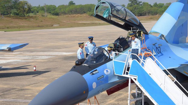 စက်ပျက်နေတဲ့ JF-17 ထက် အဆင့်မြင့်တဲ့ SU-30 ထိန်းသိမ်းစရိတ်ကပိုများ စက်ပျက်နေတဲ့ JF-17 ထက် အဆင့်မြင့်တဲ့ SU-30 ထိန်းသိမ်းစရိတ်ကပိုများ
